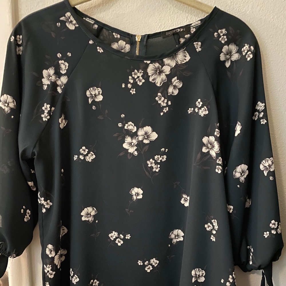 NWT Paper Moon Forest Green Top SZ SM